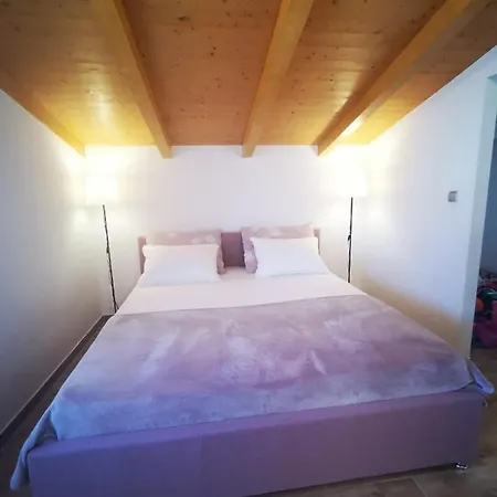 Mitea Apartment
